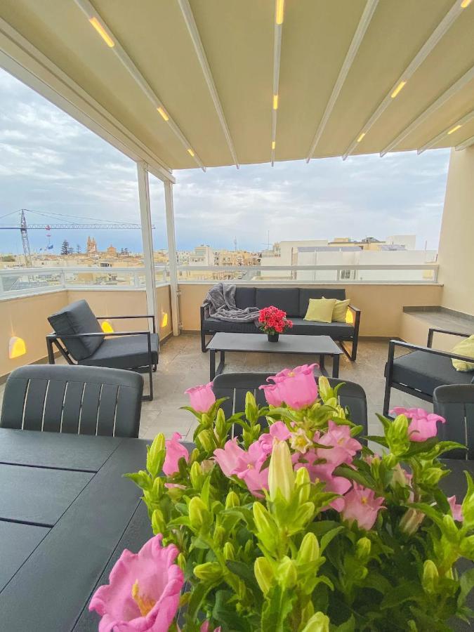 The Blue Mill Penthouse With Beautiful Views Lejlighed Naxxar Eksteriør billede