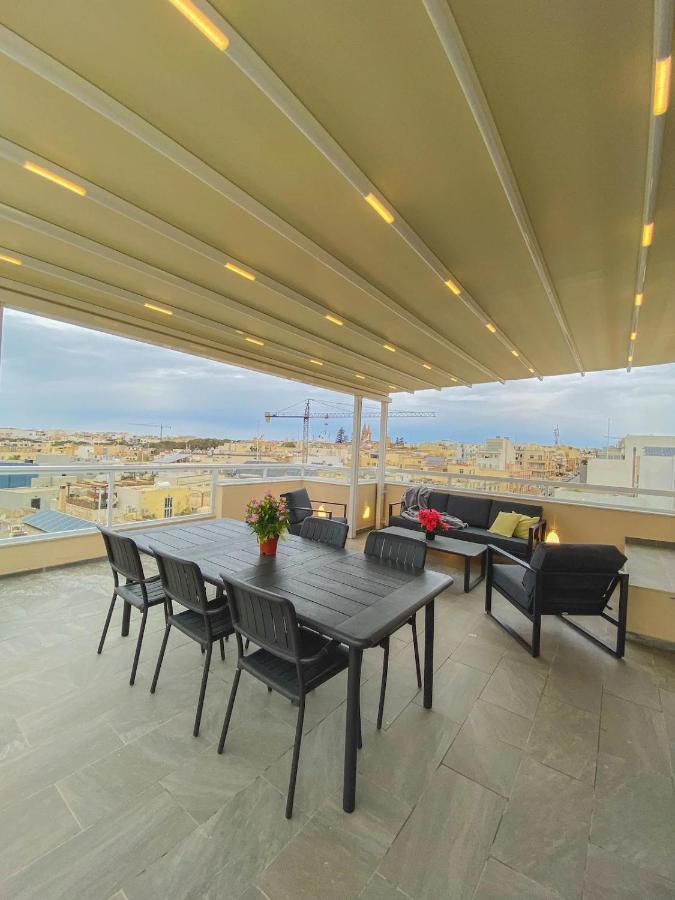 The Blue Mill Penthouse With Beautiful Views Lejlighed Naxxar Eksteriør billede